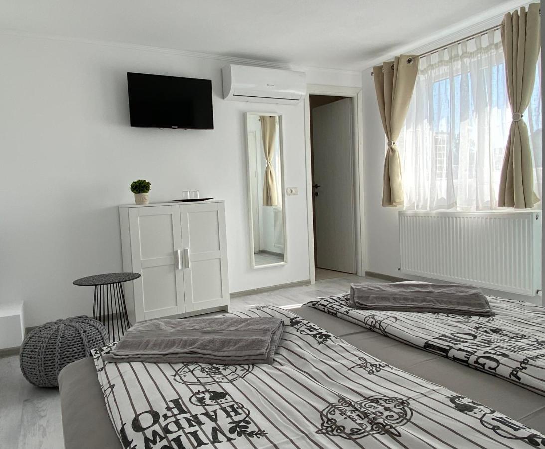Four Rooms Curtea de Argeş Zewnętrze zdjęcie